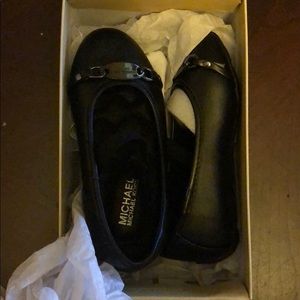 Michael Kors flats